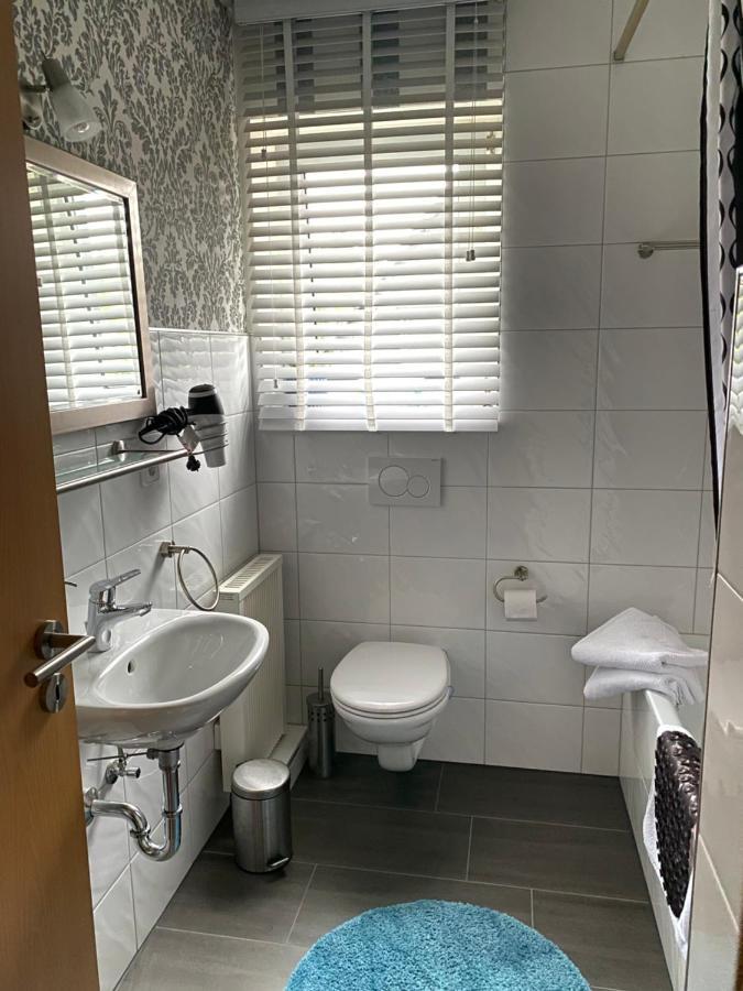 Moellenbecks Messewohnungen Ratingen Extérieur photo